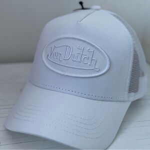 NWT Von Dutch Triple White Classic Trucker Hat - Adjustable- SnapBack
